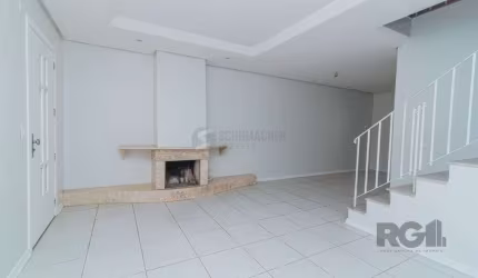Casa em condomínio 3 dormitórios sendo 1 suíte bairro Vila Nova Porto Alegre