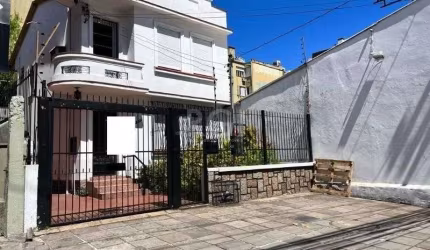 Sobrado para Venda - 160m², 3 dormitórios, sendo 1 suites, Floresta