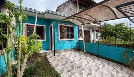 Casa para Venda - 75m², 2 dormitórios, 1 vaga - Hípica