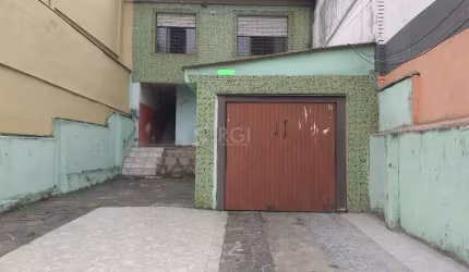 Casa para Venda - 136m², 4 dormitórios, 1 vaga - Agronomia