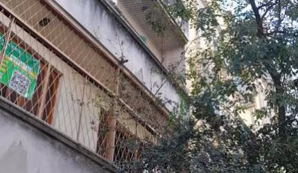 Apartamento com sacda, 2 quartos à venda na Avenida Desembargador André da Rocha, próximo Lima e Silva em Porto Alegre