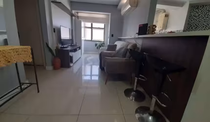 Excelente Duplex com garagem opção para 2 dormir