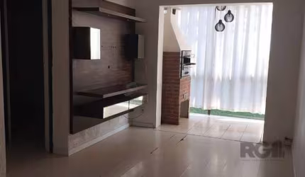Vende-se apartamento 2 dorm com vaga, sacada com churrasqueira - 64m² - Partenon