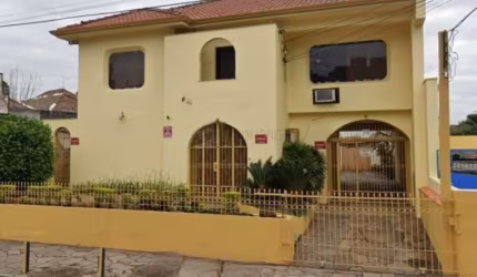 Ampla Casa Comercial/Residencial no Bairro São Geraldo