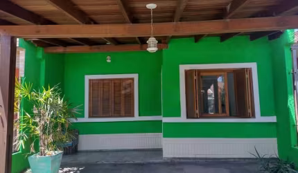 Casa no Moradas Do Sul -2 Dormitórios, sendo 1 Suíte.