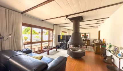 Casa em Três Figueiras