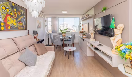 Apartamento 2 dormitórios 1 suíte no bairro São João em Porto Alegre.