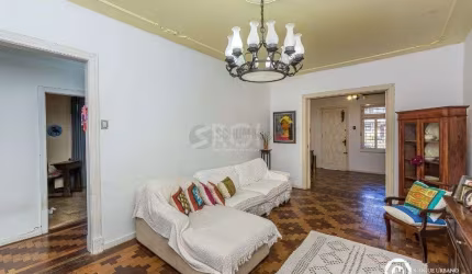 Casa para Venda de 3 dormitórios, Petrópolis