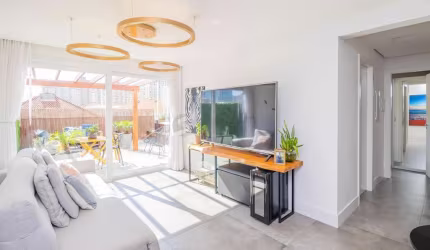 Apartamento garden semi-mobiliado e decorado no bairro Jardim Lindóia