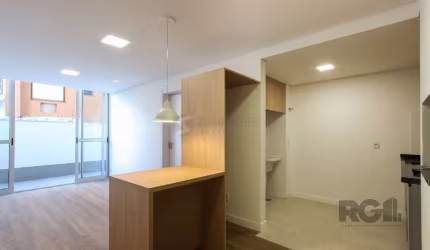 Apartamento em Porto Alegre no Bairro Petrópolis, de 1 quarto, GARDEN , semi mobiliado