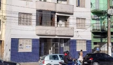 Schumacher loca apt° térreo com terraço, 2 quartos, cozinha semi-mob, churrasqueira no garden