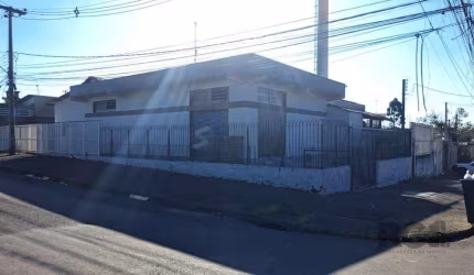 Pavilhão área total 720m² bairro Vista Alegre