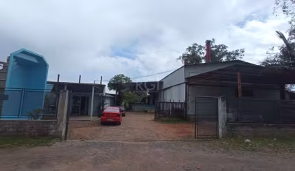 Pavilhão comercial no Bairro Hípica
