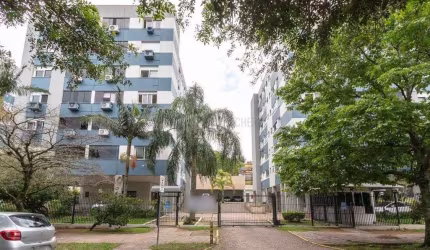 Apartamento no último andar com vista panorâmica, 2 dormitórios e até 4 vagas de garagem - Bairro Teresópolis, Zona Sul de Porto Alegre
