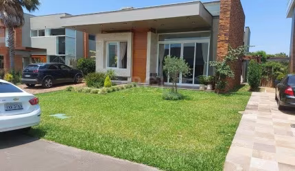 Casa Condominio para Venda - 250m², 4 dormitórios, sendo 4 suites, 2 vagas - Atlântida