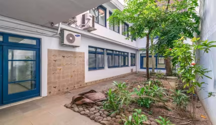 Predio Comercial com 1000m², 5 vagas, no bairro Higienópolis em Porto Alegre para Alugar