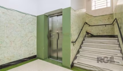 Apartamento de dois quartos no bairro BOM FIM em Porto Alegre