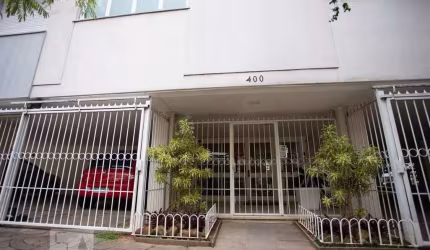 **Cobertura Residencial de 2 Quartos e duas vagas de garagem no bairro Petrópolis, Porto Alegre, RS**