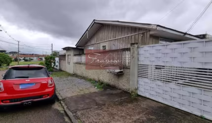 Casa para Venda em Curitiba, Pinheirinho, 3 dormitórios, 2 banheiros, 5 vagas