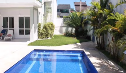 Casa em condomínio fechado com 5 quartos à venda no Aruã, Mogi das Cruzes , 550 m2 por R$ 2.200.000