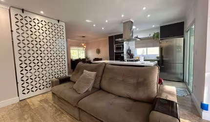 Casa com 3 quartos à venda no Aruã, Mogi das Cruzes , 300 m2 por R$ 1.700.000