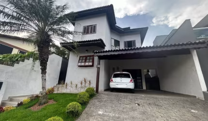 Casa com 3 quartos à venda no Aruã, Mogi das Cruzes  por R$ 1.550.000