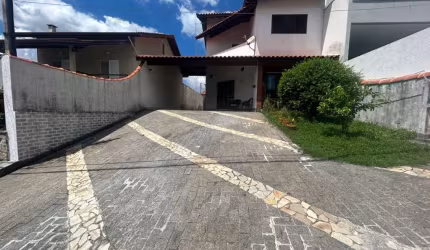 Casa com 3 quartos para alugar no Aruã, Mogi das Cruzes  por R$ 7.000