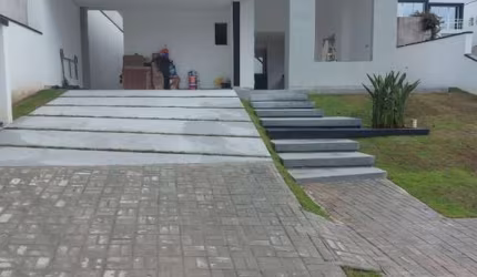 Casa com 3 quartos à venda no Aruã, Mogi das Cruzes  por R$ 1.500.000