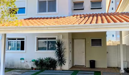 Casa em condomínio fechado com 3 quartos à venda na Vila Mogilar, Mogi das Cruzes , 120 m2 por R$ 950.000