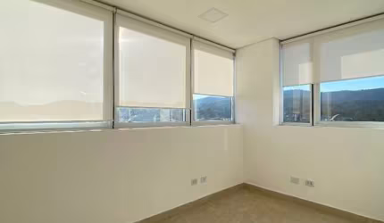 Sala comercial à venda na Vila Mogilar, Mogi das Cruzes , 39 m2 por R$ 430.000