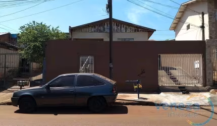 Casa Residencial com 4 quartos  à venda, 128.00 m2 por R$220000.00  - Paraiso - Londrina/PR