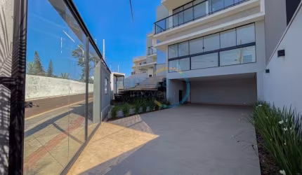 Casa Residencial com 3 quartos  à venda, 203.00 m2 por R$1290000.00  - Universitario - Londrina/PR