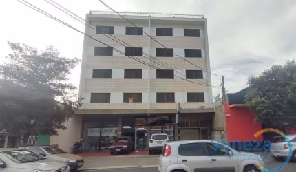 Apartamento com 3 quartos  à venda, 90.16 m2 por R$220000.00  - Londrilar - Londrina/PR