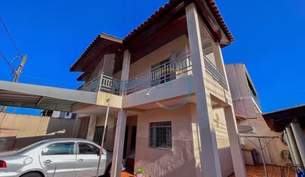 Casa Residencial com 3 quartos  à venda, 162.00 m2 por R$500000.00  - Pinheiros - Londrina/PR