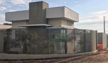 Casa Residencial com 3 quartos  à venda, 160.00 m2 por R$870000.00  - Centro - Cambe/PR