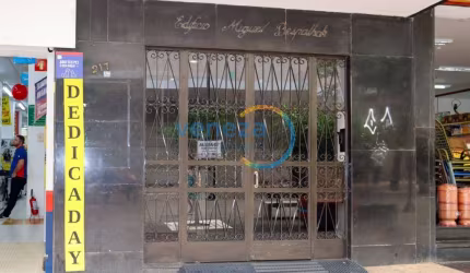 Apartamento com 3 quartos  à venda, 142.00 m2 por R$395000.00  - Centro - Londrina/PR