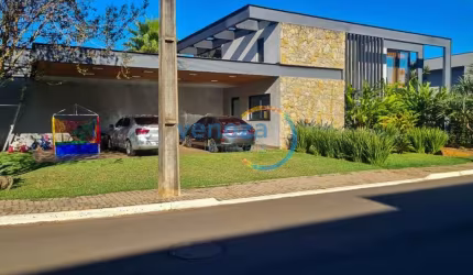 Casa Residencial com 3 quartos  à venda, 320.00 m2 por R$3500000.00  - Santa Adelaide - Cambe/PR