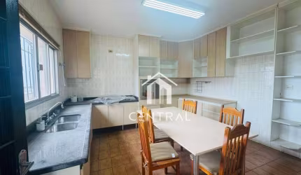Sobrado com 3 dormitórios à venda, 300 m² por R$ 860.000,00 - Vila das Palmeiras - Guarulhos/SP
