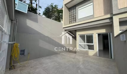 Sobrado com 3 dormitórios à venda, 100 m² - 2 vagas - Centro - Arujá - Arujamérica
