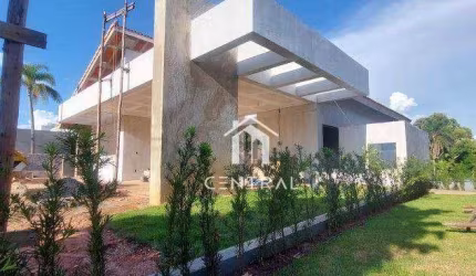 Imponente Residência no Condomínio Fazenda Imperial,