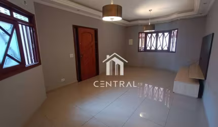 Sobrado à venda, com 3 dormitórios com armários planejados, sendo 1 suíte, espaço gourmet com churrasqueira, na Vila Galvão - Guarulhos/SP