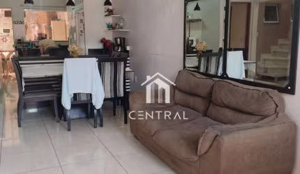 Sobrado com 4 dormitórios à venda, 200 m² por R$ 471.000,00 - Jardim Residencial Villa Amato - Sorocaba/SP