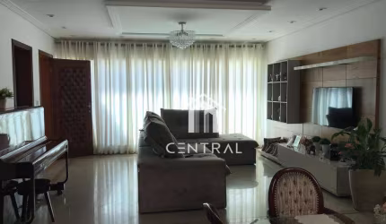 Casa Térrea com 3 dormitórios 3 Suíte Para Locação - Vila Milton - Guarulhos/SP