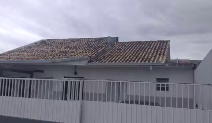 Casa para Venda em Campina Grande do Sul, CENTRO, 3 dormitórios, 1 suíte, 1 banheiro, 2 vagas