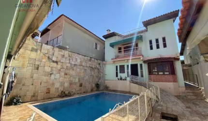 Casa com 3 dormitórios com edícula à venda, 300 m² por R$ 957.000 - Jardim Leocádia - Sorocaba/SP