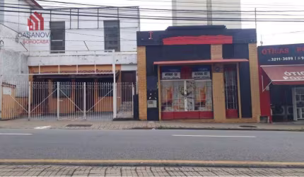 AREA Á VENDA NO CENTRO, NA PRAÇA CARLOS DE CAMPO.