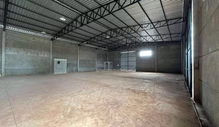 Barracão para alugar, 700 m² por R$ 13.500,00/mês - Parque São Paulo - Cascavel/PR