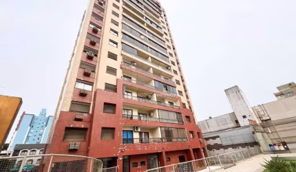 Apartamento com 1 Suíte e 2 dormitórios  à venda, 112 m² por R$ 630.000 - Centro - Cascavel/PR