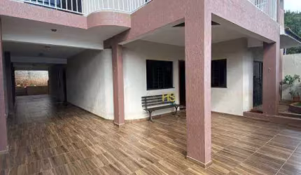 SOBRADO A 20 METROS DA AVENIDA BRASIL, EXCELENTE PARA EMPRESA E ACEITA TROCA POR TERRENO OU IMÓVEL MENOR VALOR