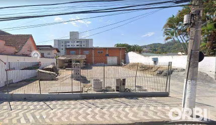 Terreno comercial com galpão